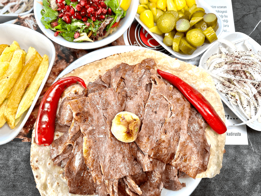 Meşe Odununda Pişen Gerçek Döner Lezzeti